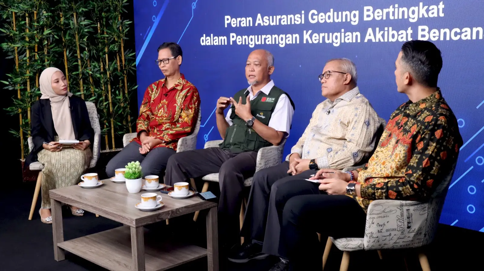 Kurangi Risiko Bencana Melalui Program Asuransi Gedung Bertingkat